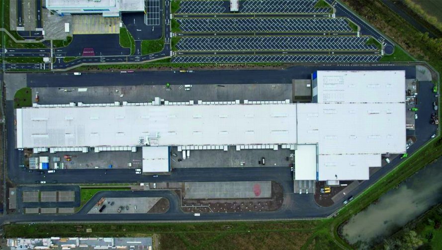 The Rieck logistics building finished from above.