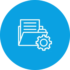 Ordner mit Dokumenten und Zahnrad-Symbol auf blauem Hintergrund.