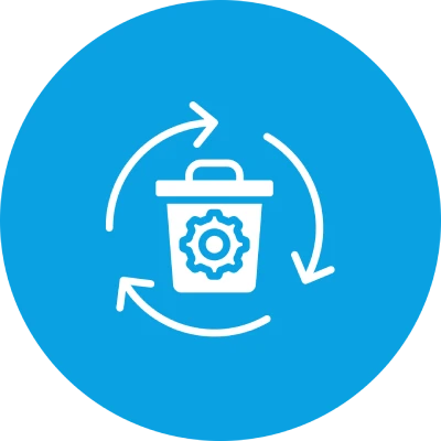 Mülleimer mit Zahnrad-Symbol und drei Pfeilen im Kreis auf blauem Hintergrund.